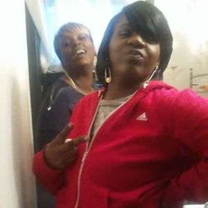 Meet your Posher, Sheena